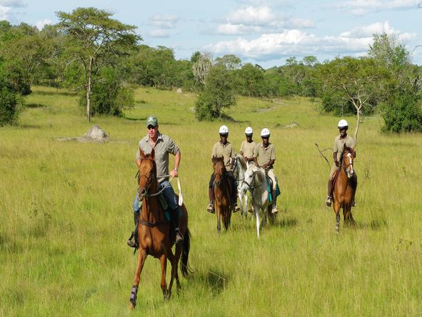 Mihingo Lodge - Horse Riding 